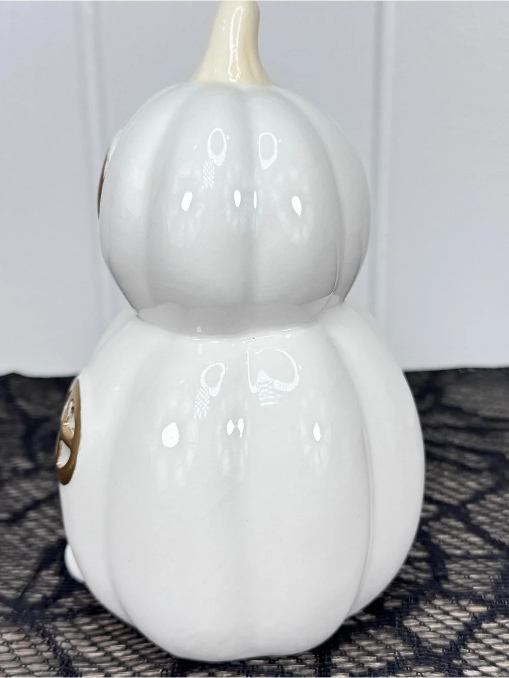 NEW Target Bullseye Playground White Fall LED House